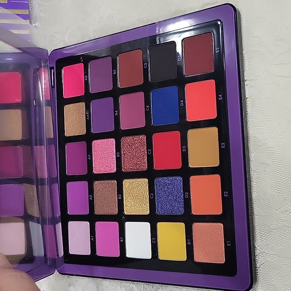 NEW Anastasia Beverely Hills Norvina Pro Pigment Palette Vol. 1 - Picture 7 of 13